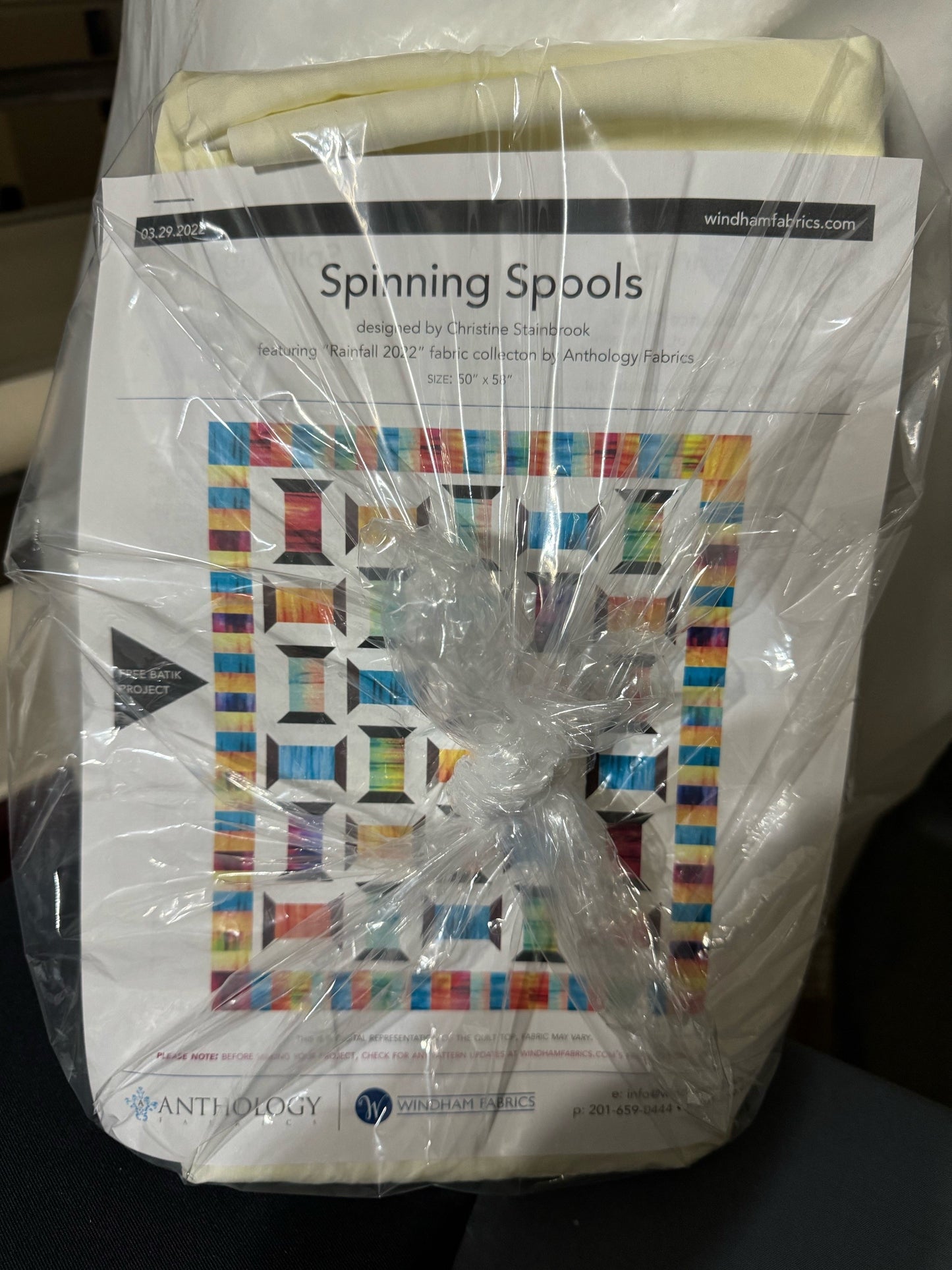 Anthology Fabrics - Spinning Spools Fabric Kit and Free Pattern 50x58