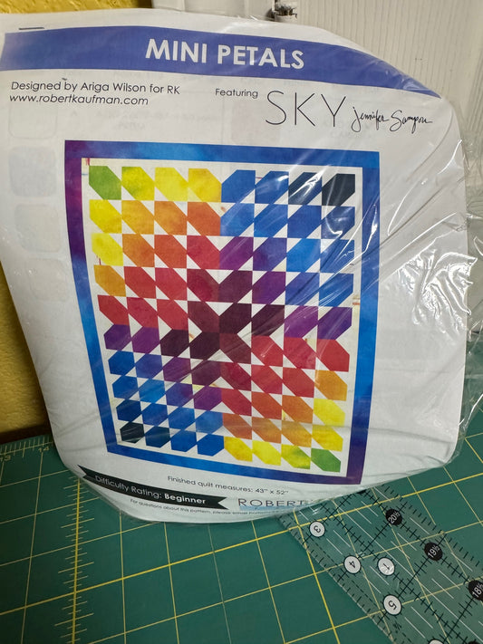 Robert Kaufman Mini Petal Quilt Kit